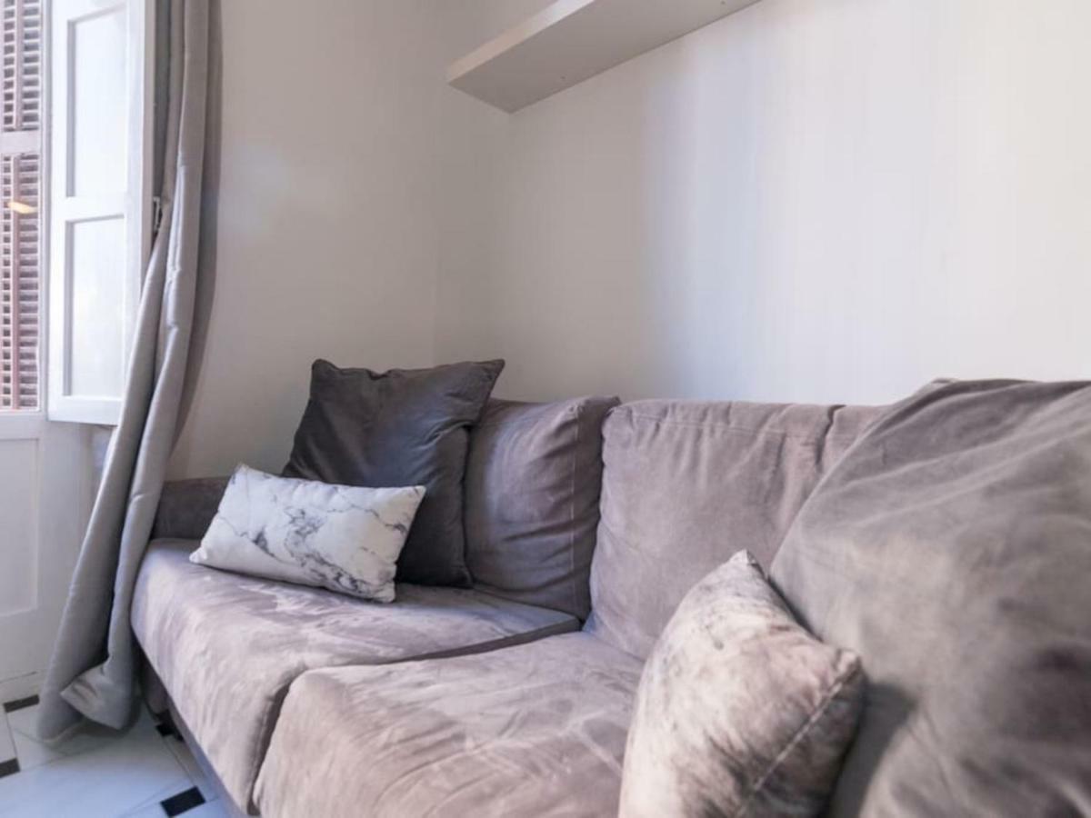Apartamentos Bolsa Larios Малага Экстерьер фото