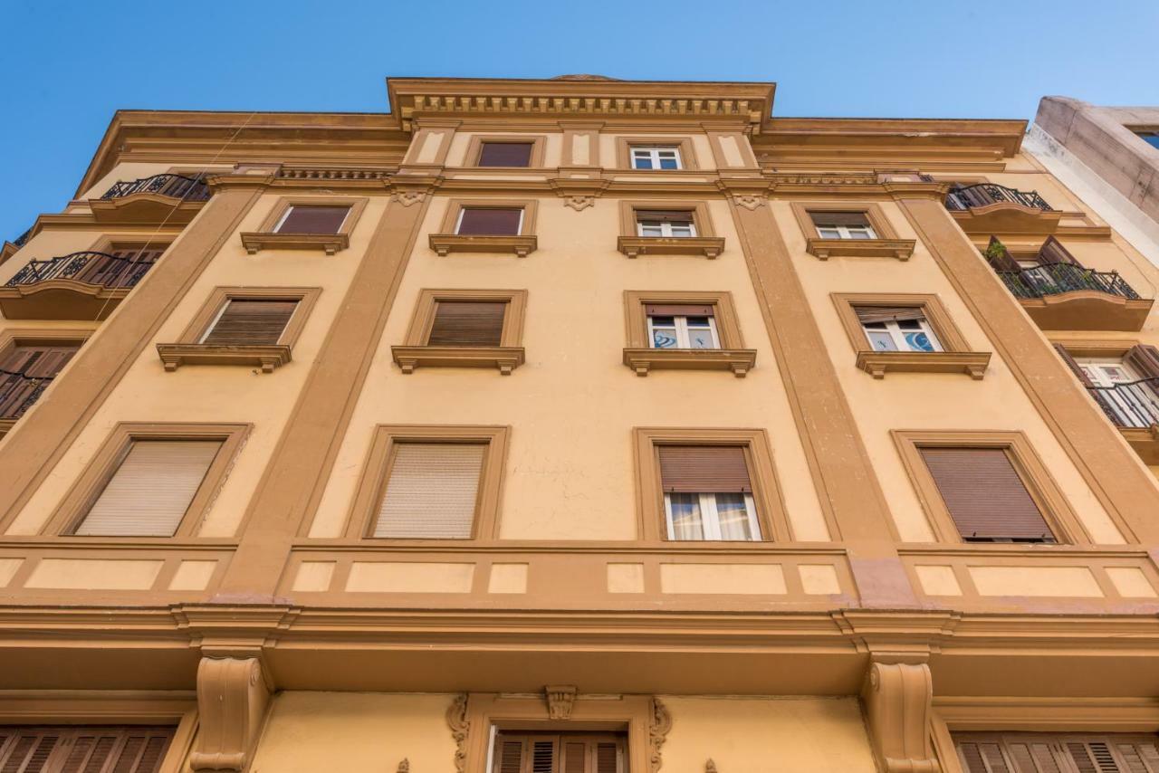 Apartamentos Bolsa Larios Малага Экстерьер фото