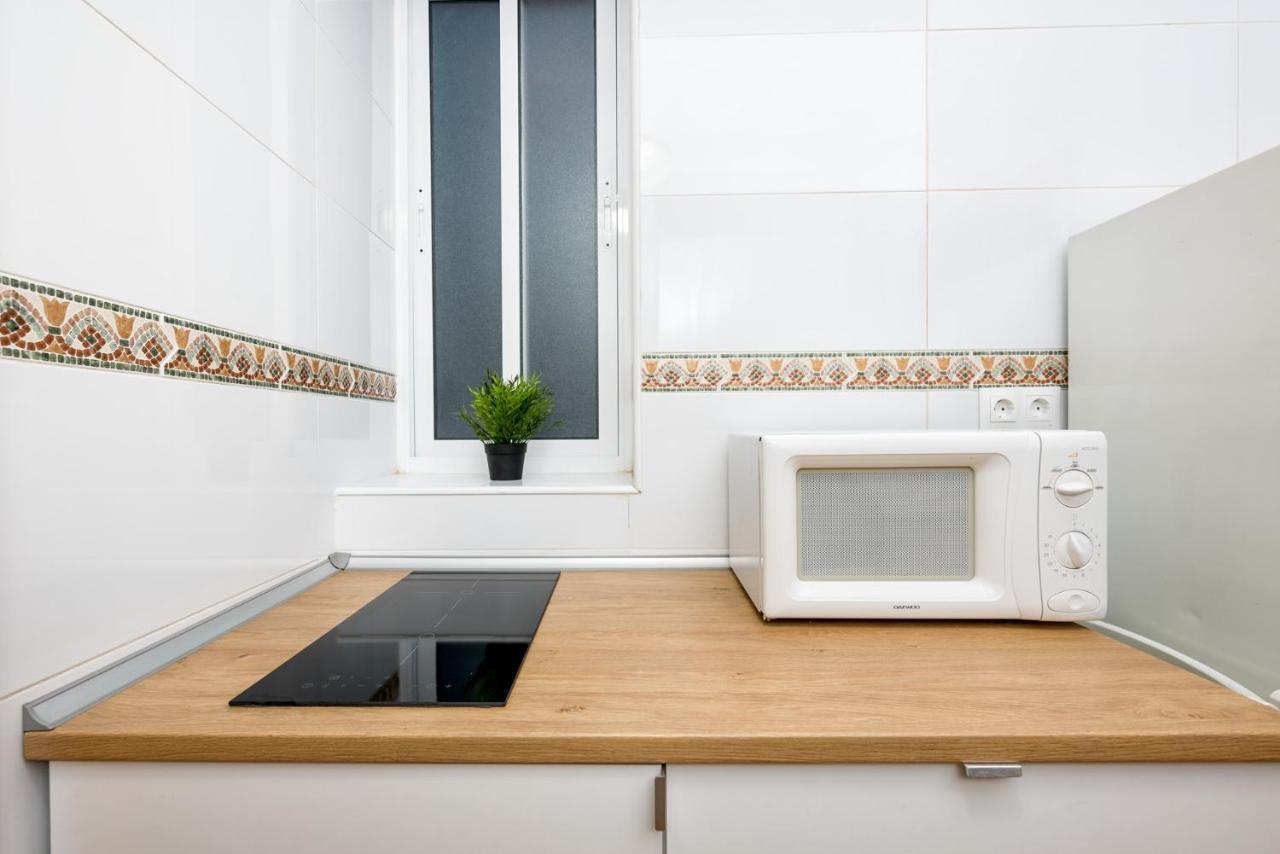 Apartamentos Bolsa Larios Малага Экстерьер фото